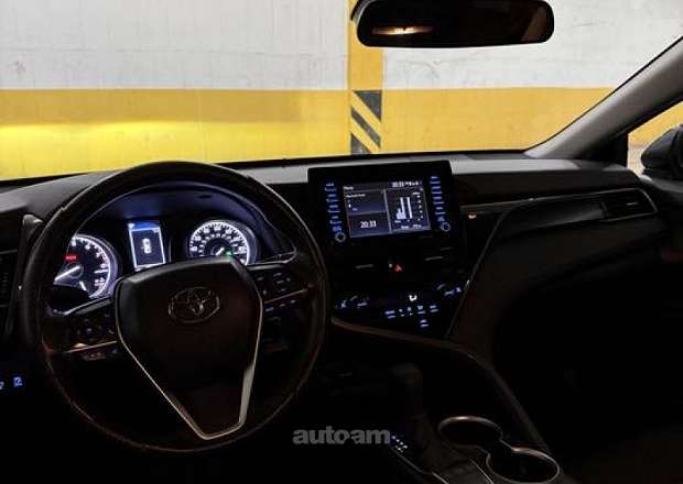 Toyota Camry 2023 — լուսանկար 6
