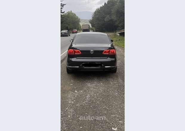 Volkswagen Passat 2012 — լուսանկար 1