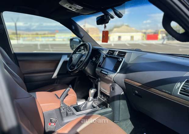 Toyota Land Cruiser Prado 2018 — լուսանկար 7