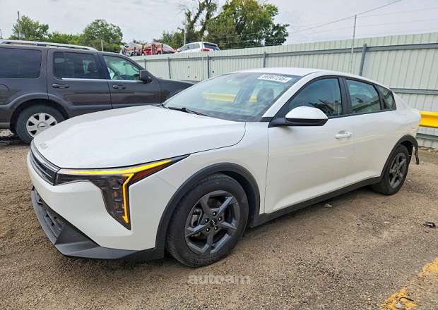 Kia K4