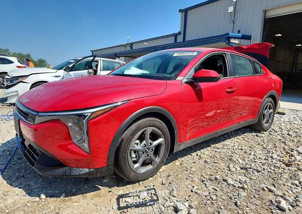 Kia K4