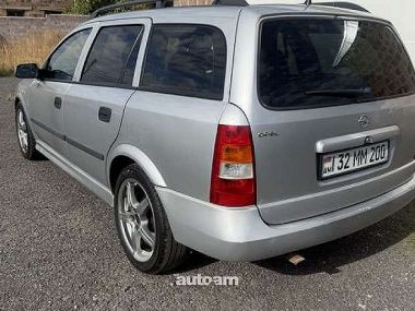 Opel Astra  2000 