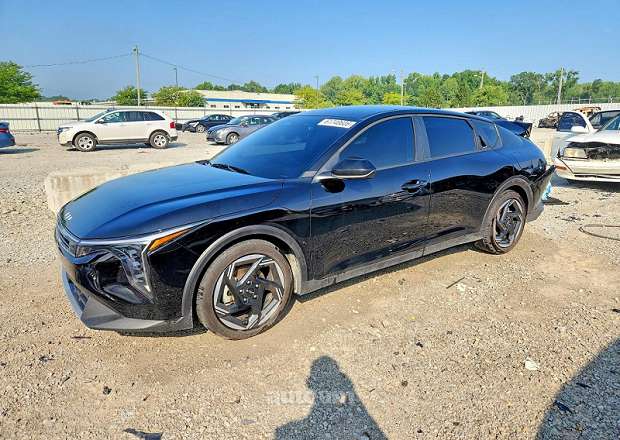 Kia K4