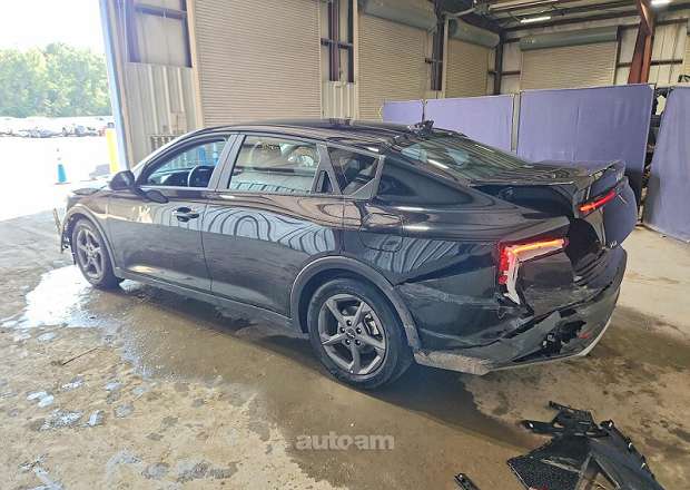 Kia K4