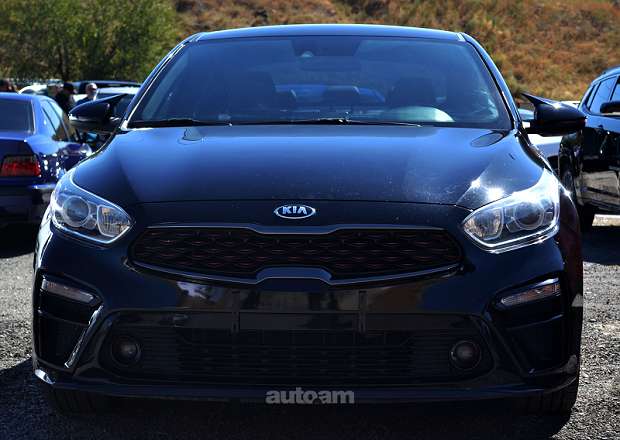 Kia Forte 2021 — լուսանկար 2