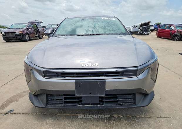 Kia K4