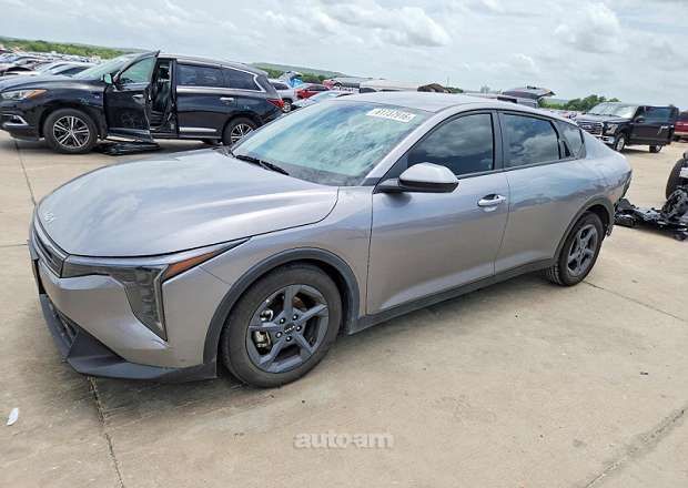 Kia K4