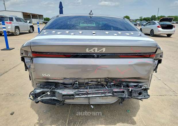 Kia K4