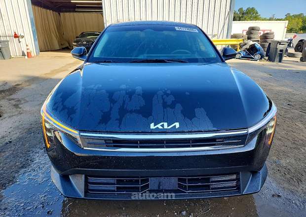 Kia K4