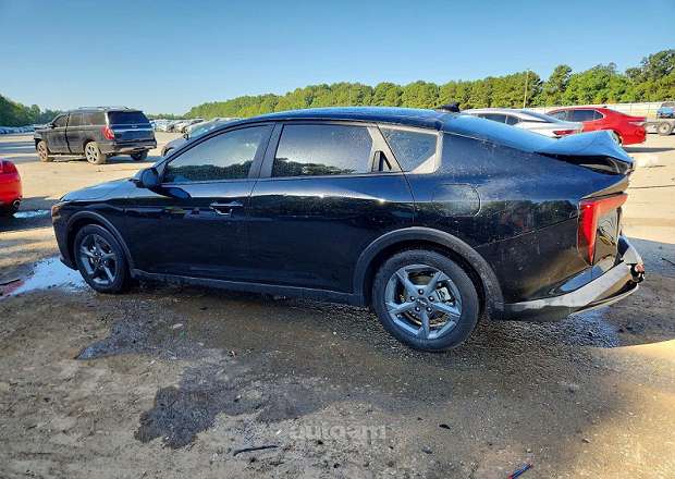 Kia K4
