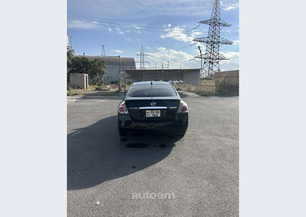 Nissan Altima 2009 — լուսանկար 4
