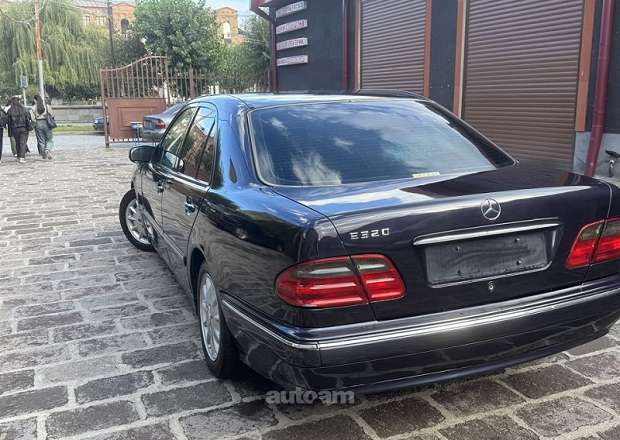 Mercedes-Benz E 320 2001 — photo 5