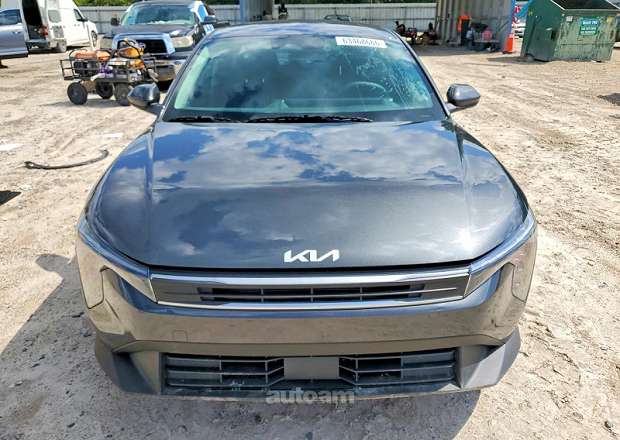 Kia K4