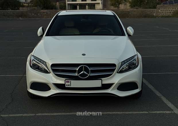 Mercedes-Benz C 300 2017 — фото 10