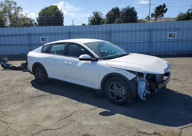 Kia K4