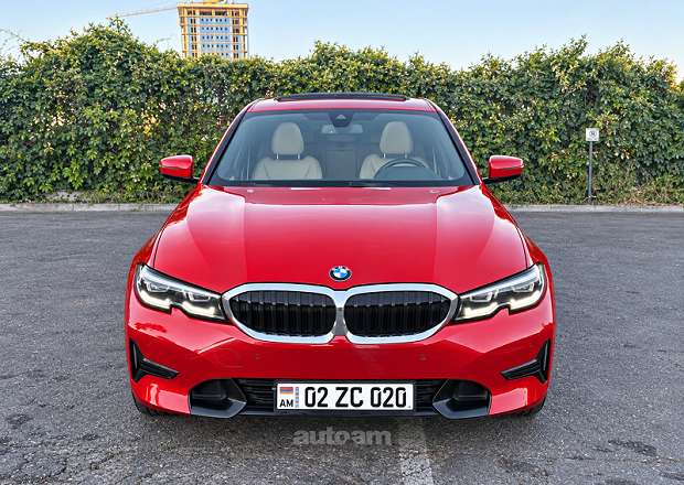 BMW 330 2019 — լուսանկար 1