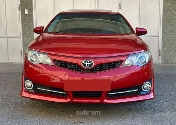 Toyota Camry 2014 — լուսանկար 1
