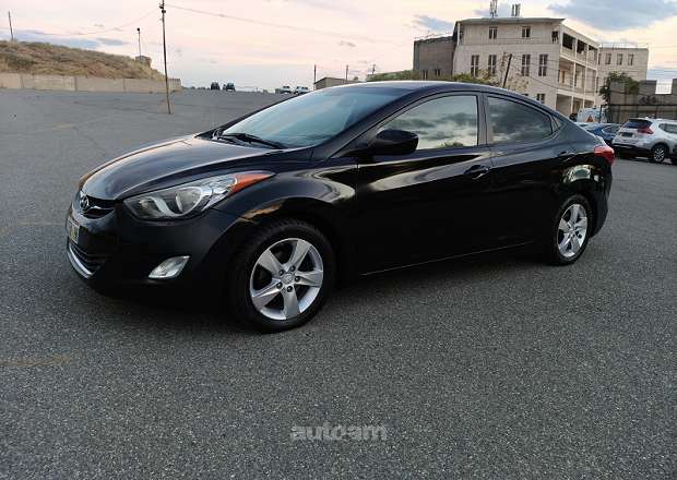 Hyundai Elantra 2010 — լուսանկար 5