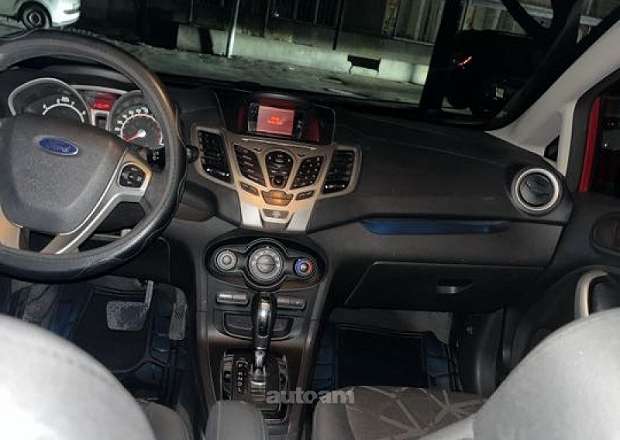 Ford Fiesta 2012 — photo 6