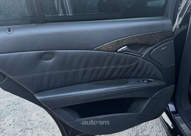 Mercedes-Benz E 320 2003 — photo 6