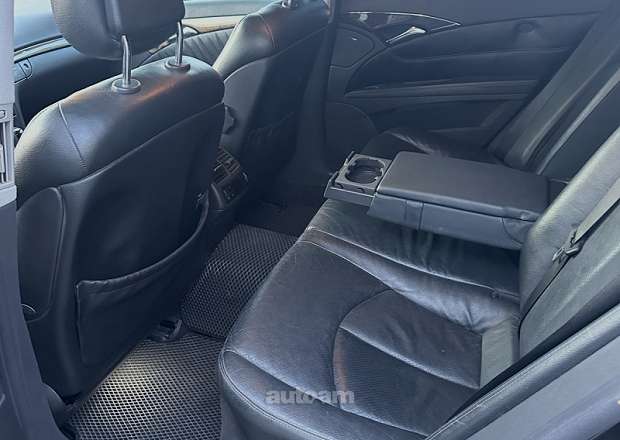 Mercedes-Benz E 320 2003 — photo 5