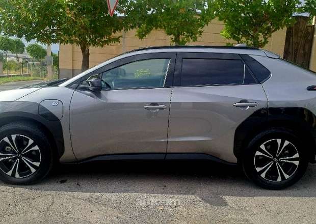 Subaru Solterra 2024 — լուսանկար 4