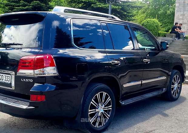 Lexus LX 570 2013 — photo 4