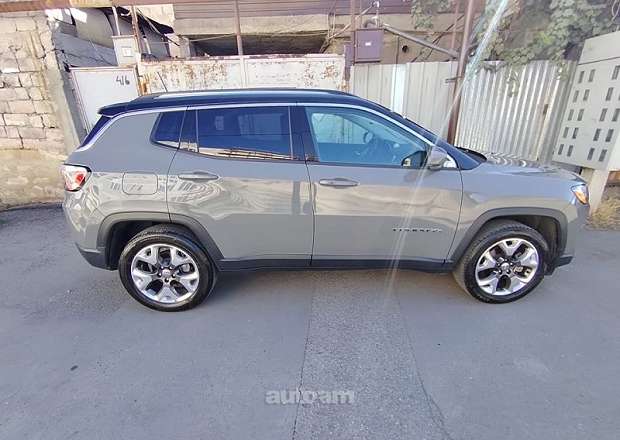 Jeep Compass 2019 — լուսանկար 3