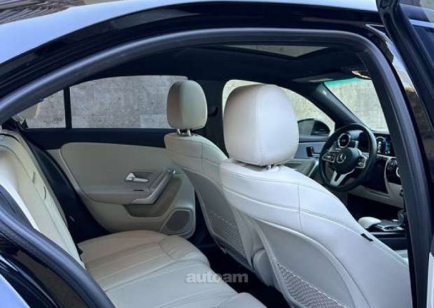 Mercedes-Benz A-Class 2019 — photo 9