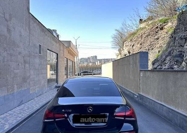 Mercedes-Benz A-Class 2019 — photo 4
