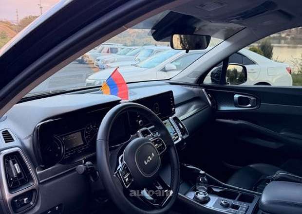 Kia Sorento 2021 — լուսանկար 6