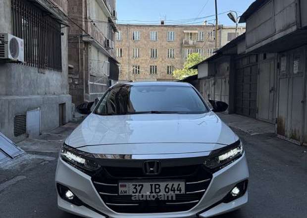Honda Accord 2021 — photo 1