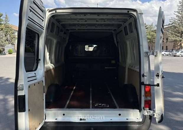 Ford Transit 2003 — լուսանկար 7