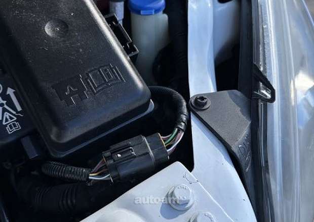 Ford Transit 2010 — լուսանկար 15