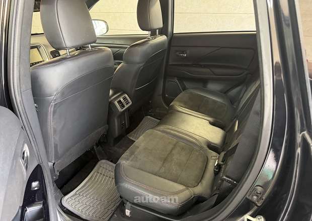 Mitsubishi Outlander 2020 — լուսանկար 9