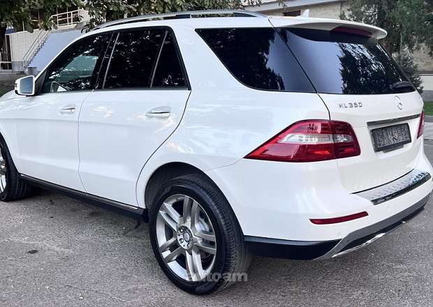 Mercedes-Benz ML 350 2014 — լուսանկար 8