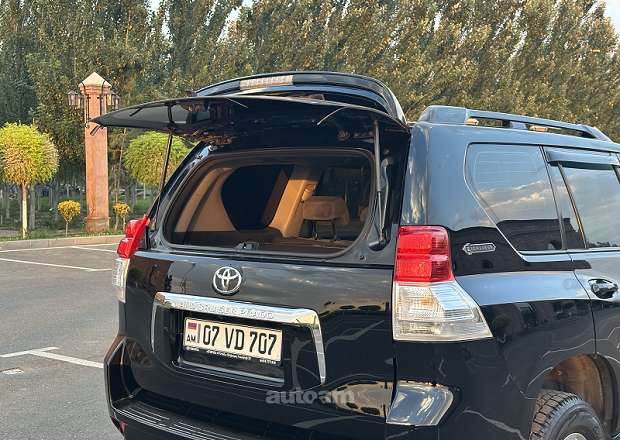 Toyota Land Cruiser Prado 2012 — photo 5