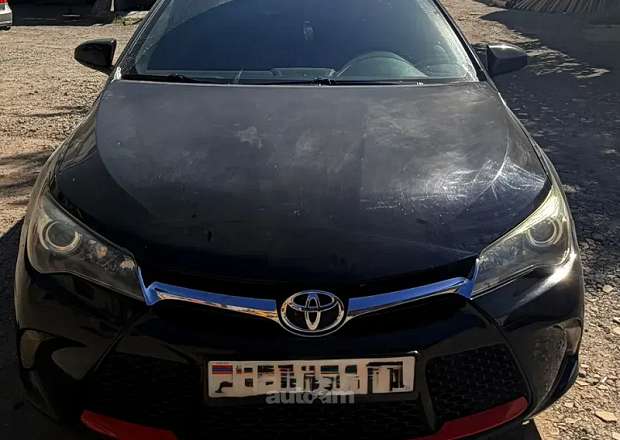 Toyota Camry 2016 — լուսանկար 1