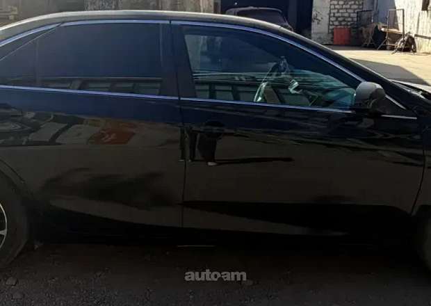 Toyota Camry 2016 — լուսանկար 3