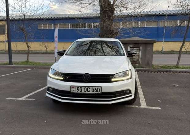 Volkswagen Jetta 2018 — фото 1