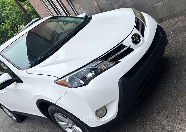 Toyota Rav 4 2014 — photo 1