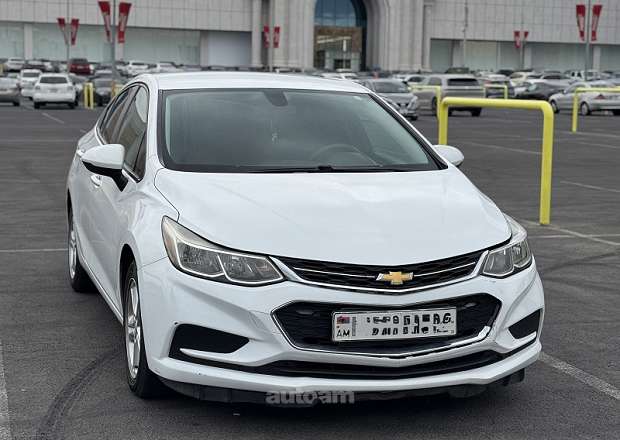 Chevrolet Cruze 2017 — լուսանկար 2