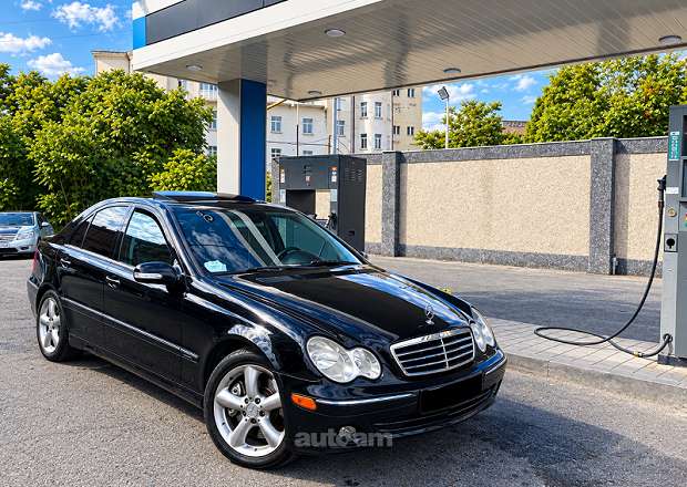 Mercedes-Benz C 230 2006 — photo 1