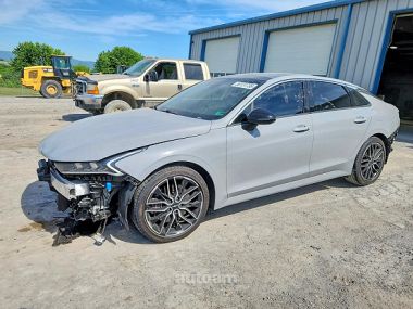 Kia K5  2022 