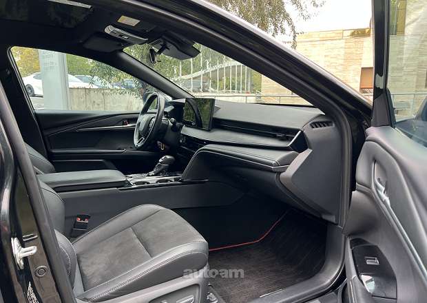Toyota Camry 2024 — լուսանկար 10