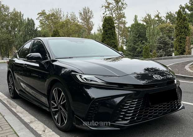 Toyota Camry 2024 — լուսանկար 7