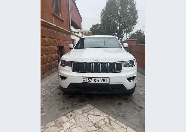 Jeep Grand Cherokee 2020 — լուսանկար 3