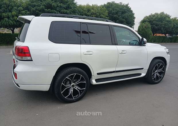 Toyota Land Cruiser 200 2009 — լուսանկար 3