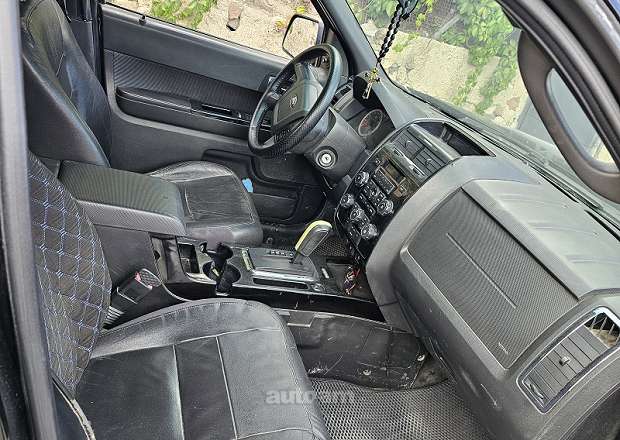Ford Escape 2011 — լուսանկար 5