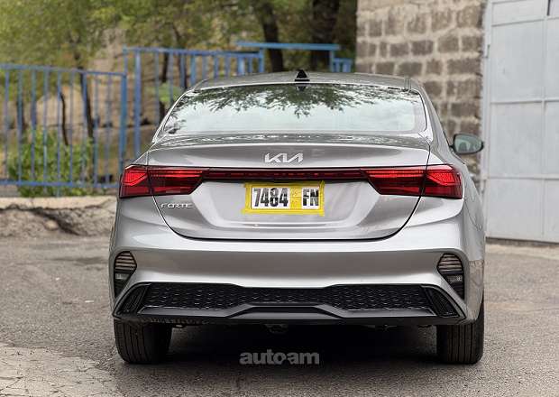Kia Forte 2024 — լուսանկար 10